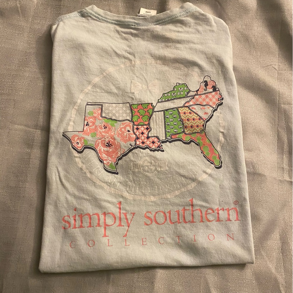 Cute! Simply Southern Tshirt in XL